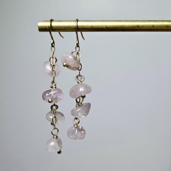 Vintage Gold Tone Pink Rose Quartz Beads  Dangle Earrings - Picture 1 of 15